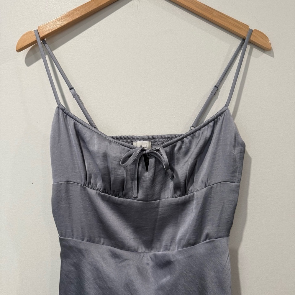 Wilfred Bellow Satin Midi Dress Size 4 Aritzia #101661 - Picture 3 of 12